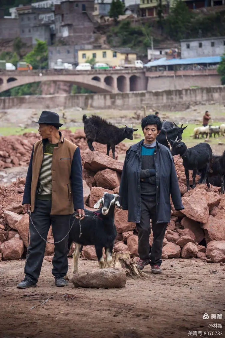 四川大凉山赶场
